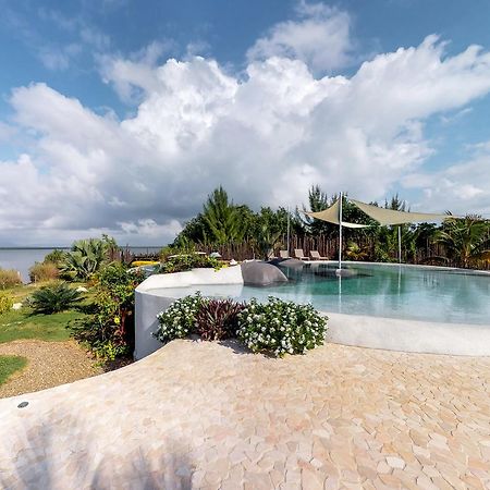 Dolphin @ Swan Villas Maya Beach Bagian luar foto
